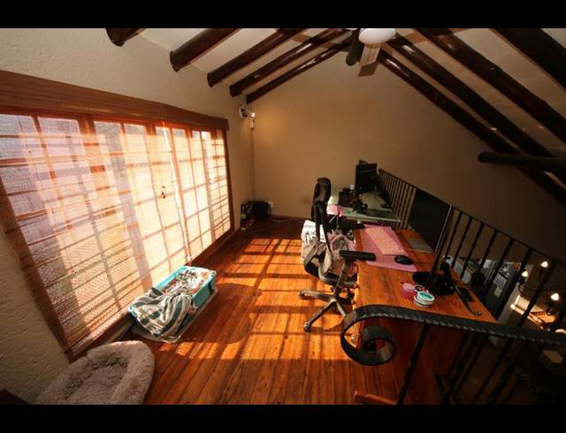 2 BEDROOM APARTMENT FOR SALE IN PAULSHOF